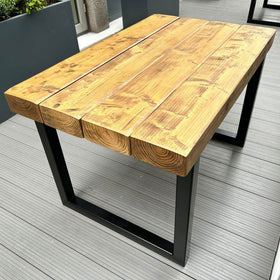 Commercial Outdoor/Indoor Dining Furniture - Sleeper Design