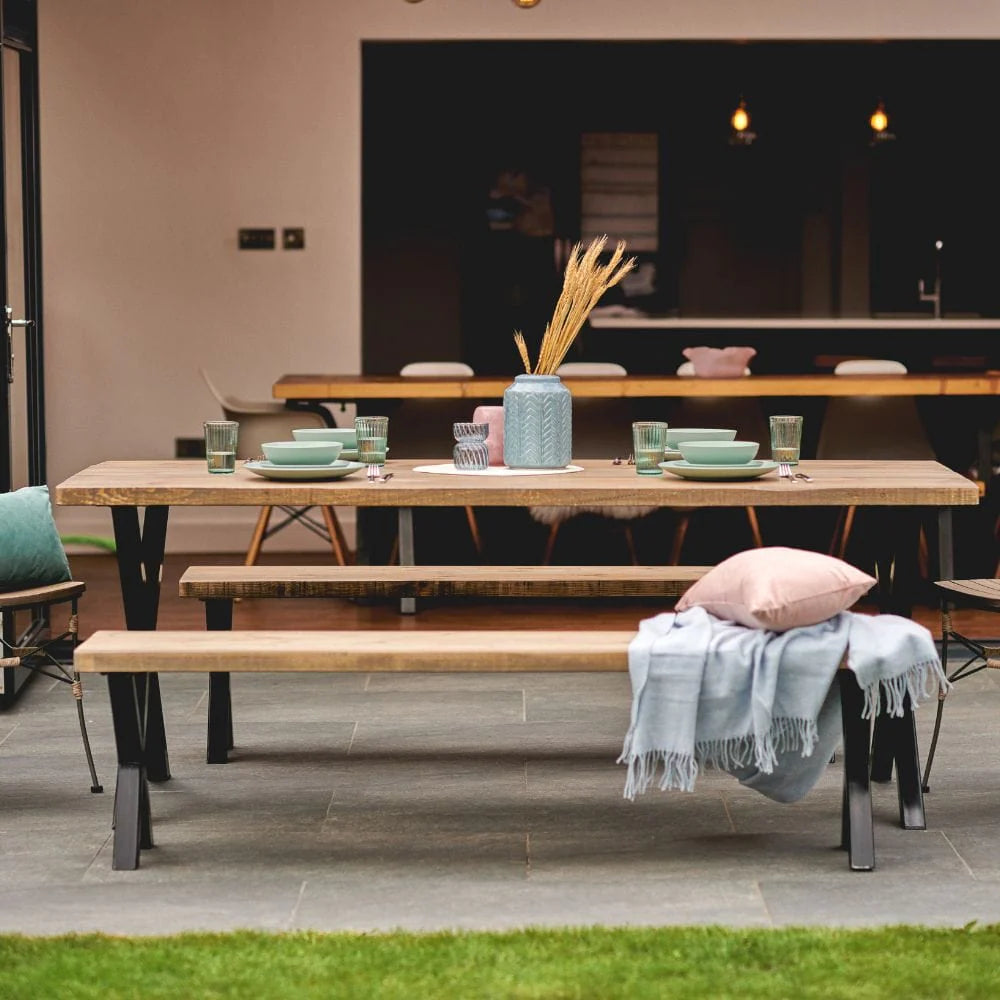 The Must Have Furniture & Accessories For This Summer
