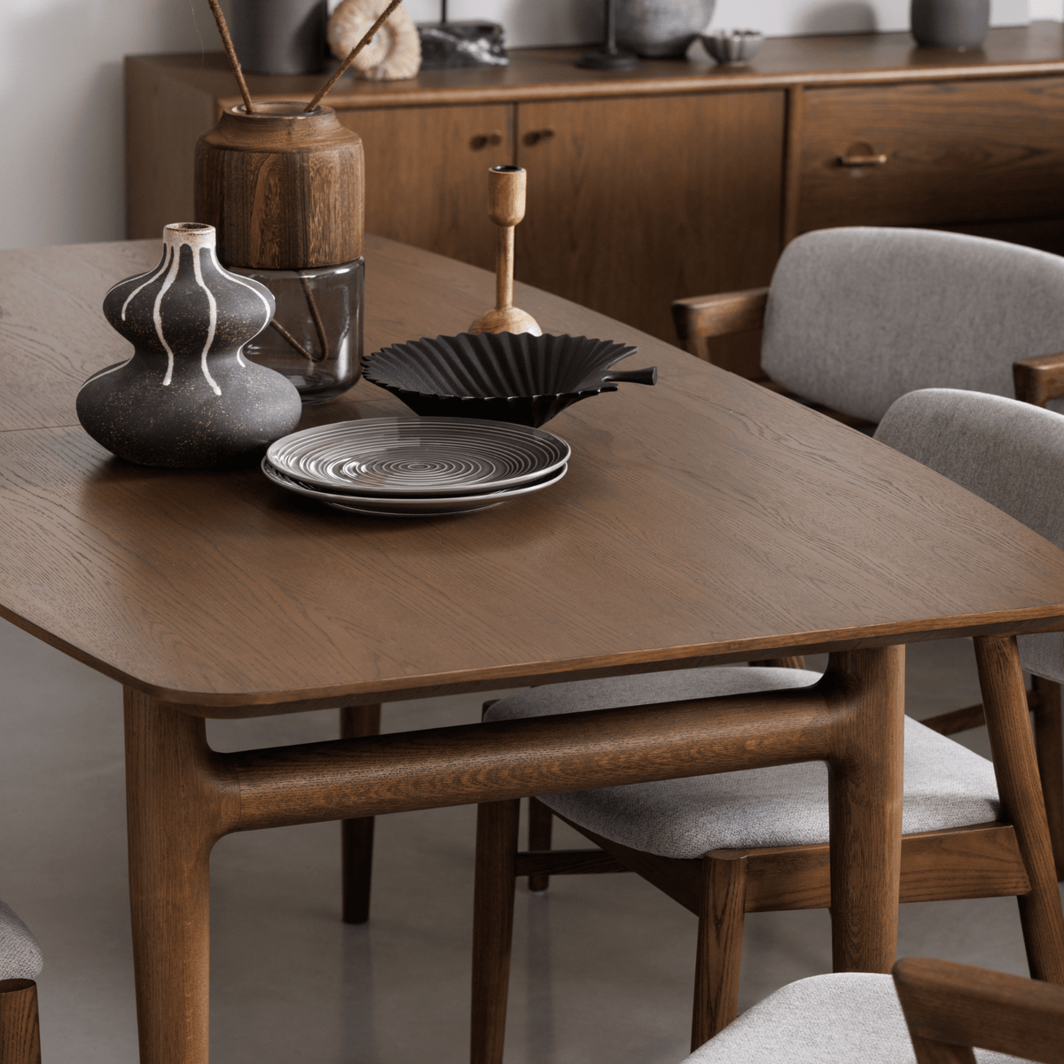 Ballinger Extending Oak Dining Table Set (160cm - 215cm)