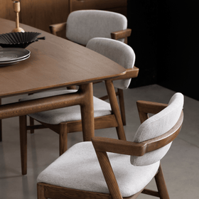 Ballinger Extending Oak Dining Table (160cm - 215cm)