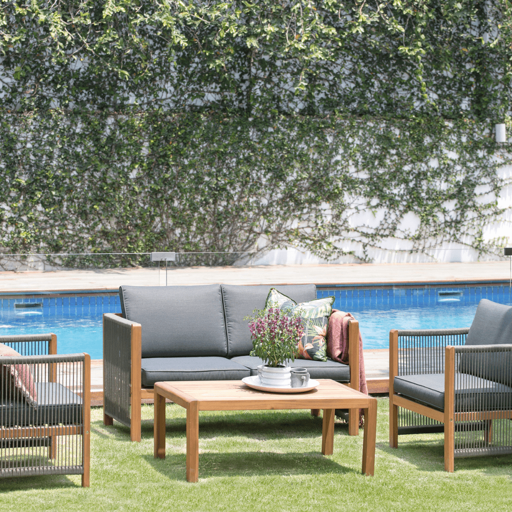 Set of 4 discount chaise lounge chairs