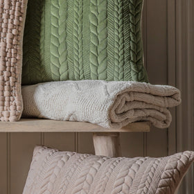 Cable Knit Throw - Cream