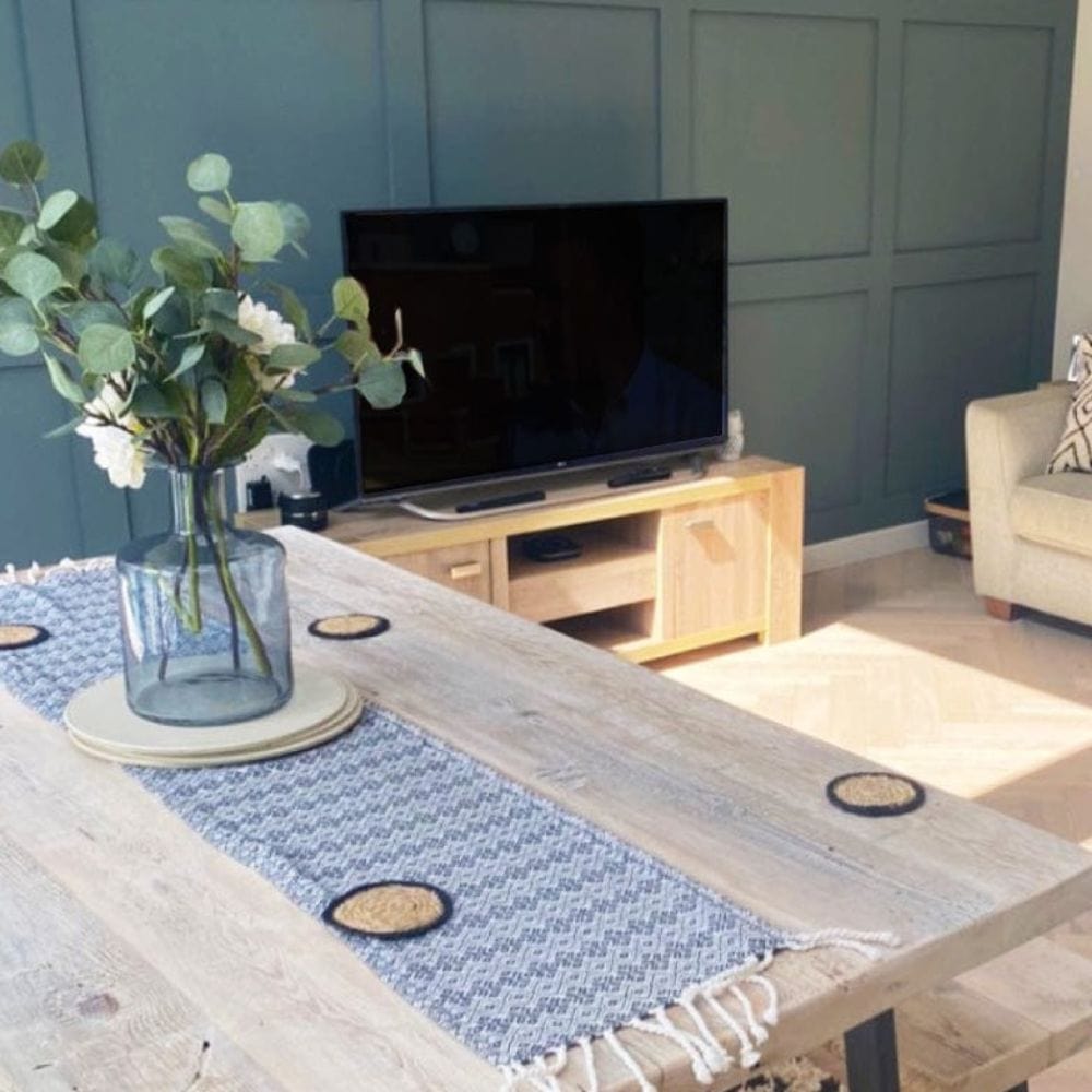 Whitewash Reclaimed 160cm Dining Table And Matching Bench