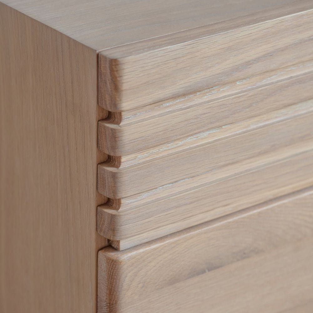 Oku Oak 2 Drawer 2 Door Sideboard